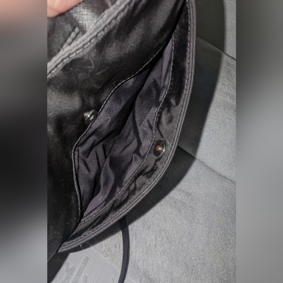 Michael Kors Kelsey crossbody bag. - Picture 14 of 16